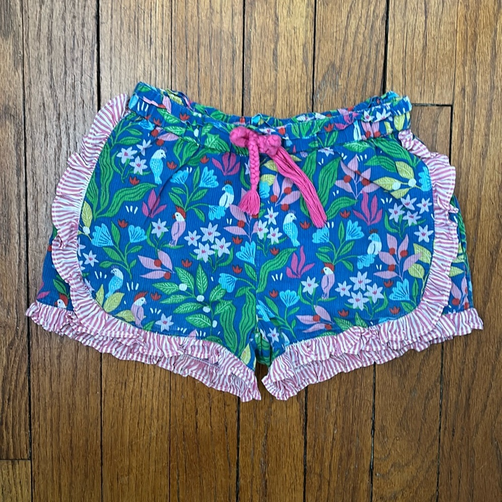 Boden Ruffled Bird Shorts (Size 3Y)